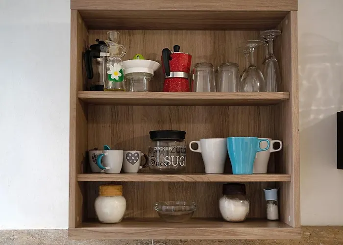 Hemingway's Shelter Дом отдыха Специя